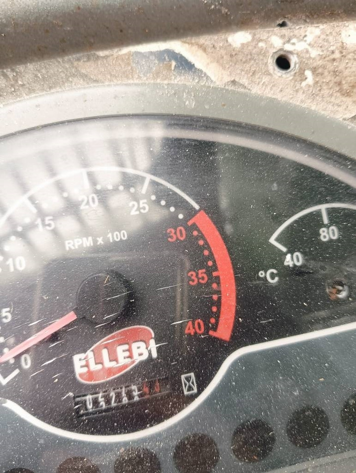 Faresin LEADER 2600  - Krmný míchací vůz: obrázek 2 Faresin LEADER 2600  - Krmný míchací vůz: obrázek 2