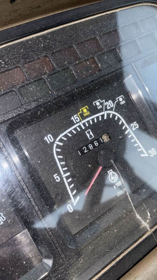 Fiat M100 - Traktor: obrázek 2 Fiat M100 - Traktor: obrázek 2