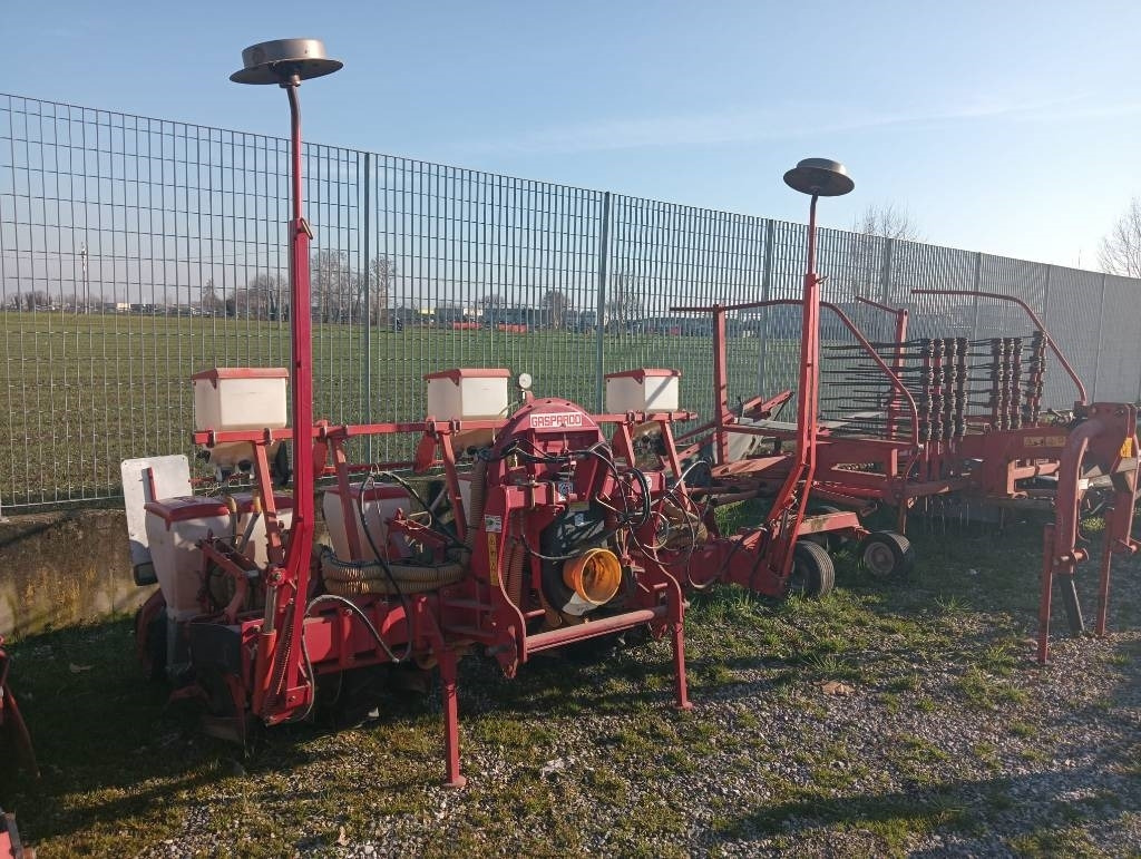 Gaspardo ST 250 6 - Přesný secí stroj: obrázek 1 Gaspardo ST 250 6 - Přesný secí stroj: obrázek 1
