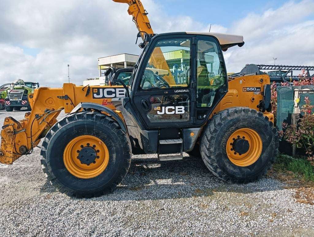 JCB 550-80 - Teleskopický manipulátor: obrázek 4 JCB 550-80 - Teleskopický manipulátor: obrázek 4