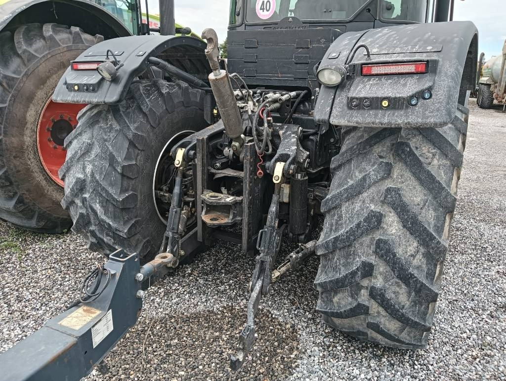Traktor JCB Fastrac 4220: obrázek 8