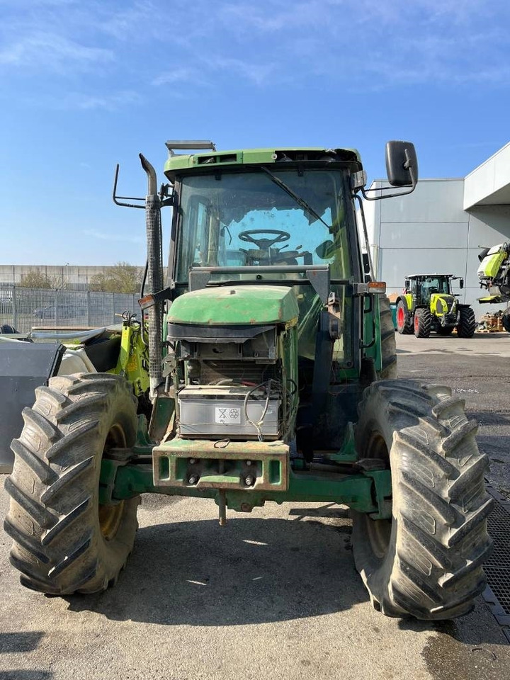John Deere 6310 - Traktor: obrázek 2 John Deere 6310 - Traktor: obrázek 2