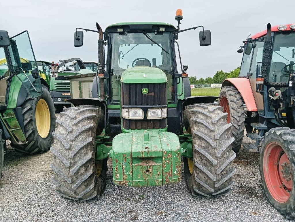 John Deere 6920 - Traktor: obrázek 2 John Deere 6920 - Traktor: obrázek 2