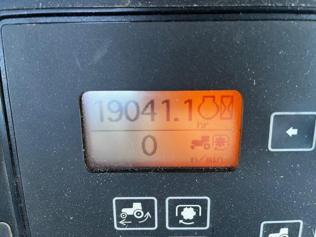 John Deere 7920 AutoPower - Traktor: obrázek 4 John Deere 7920 AutoPower - Traktor: obrázek 4