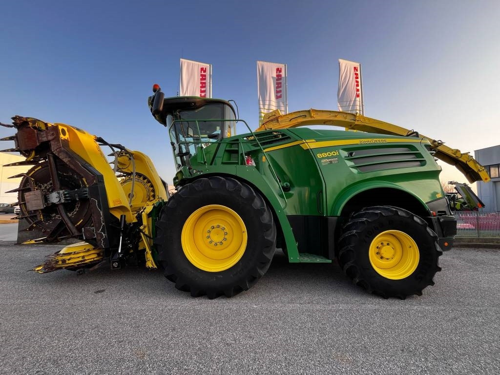 John Deere 8800 - Sklízecí řezačka: obrázek 2 John Deere 8800 - Sklízecí řezačka: obrázek 2