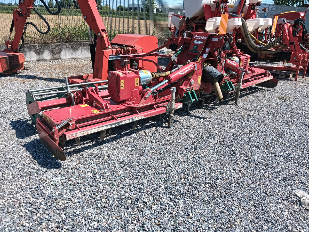 KVERNELAND NG-H 101 F30 - Rotační brány: obrázek 1 KVERNELAND NG-H 101 F30 - Rotační brány: obrázek 1