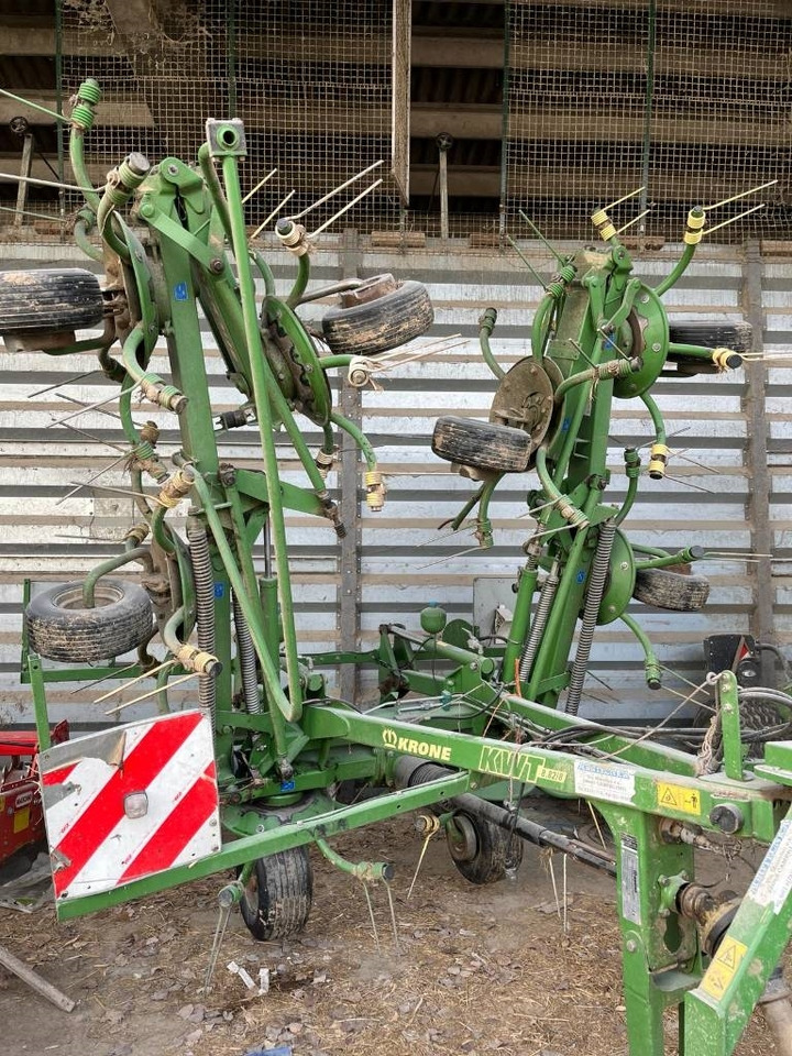 Krone KWT 882 - Obraceč/ Shrnovač: obrázek 1 Krone KWT 882 - Obraceč/ Shrnovač: obrázek 1