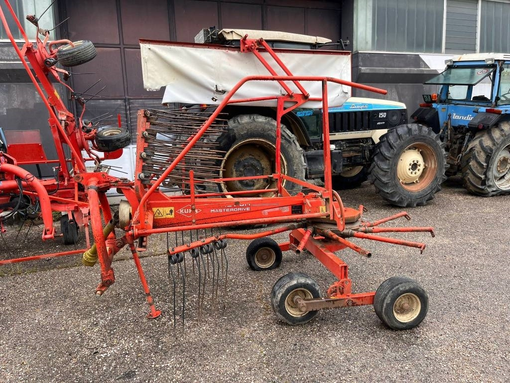Kuhn GA 4121 G M - Obraceč/ Shrnovač: obrázek 1 Kuhn GA 4121 G M - Obraceč/ Shrnovač: obrázek 1