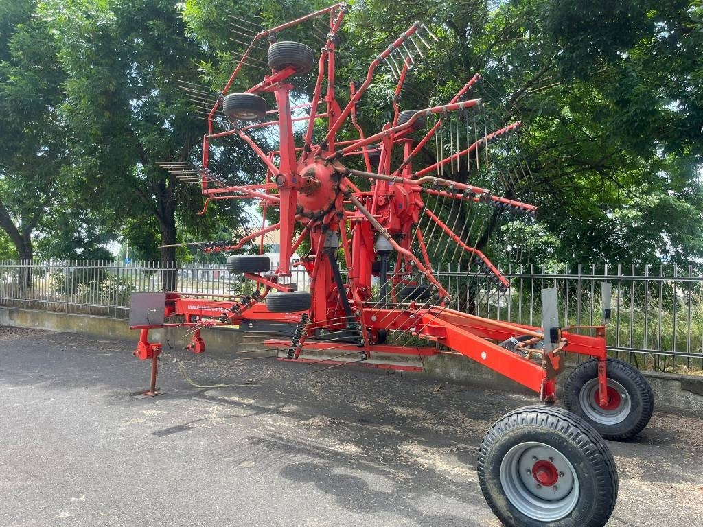 Kuhn GA 8121 - Obraceč/ Shrnovač: obrázek 4 Kuhn GA 8121 - Obraceč/ Shrnovač: obrázek 4