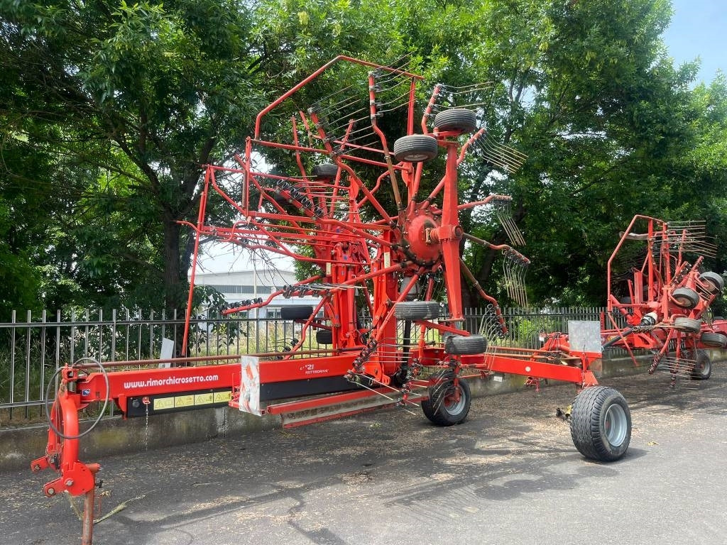Kuhn GA 8121 - Obraceč/ Shrnovač: obrázek 1 Kuhn GA 8121 - Obraceč/ Shrnovač: obrázek 1