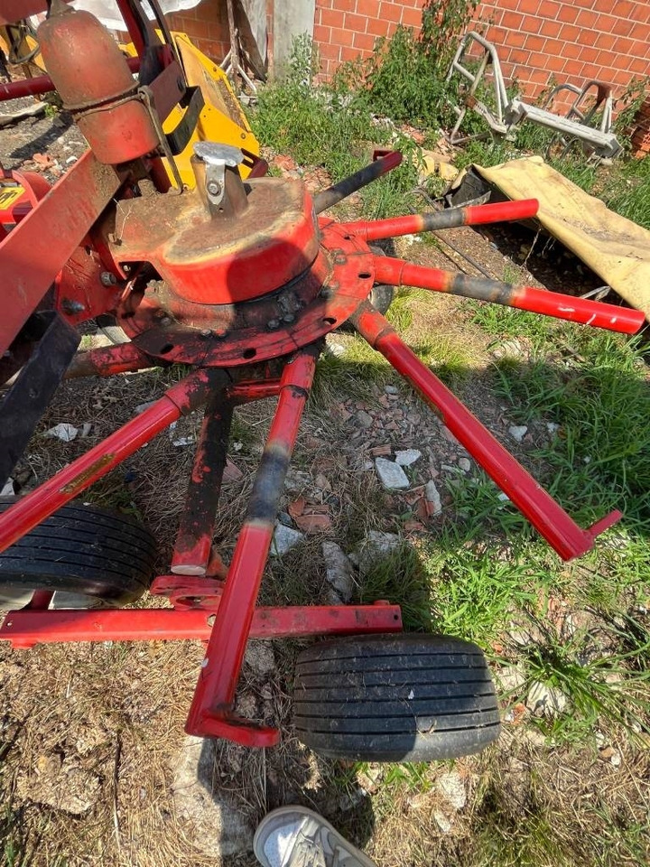 Kuhn GA3801 GM - Obraceč/ Shrnovač: obrázek 2 Kuhn GA3801 GM - Obraceč/ Shrnovač: obrázek 2