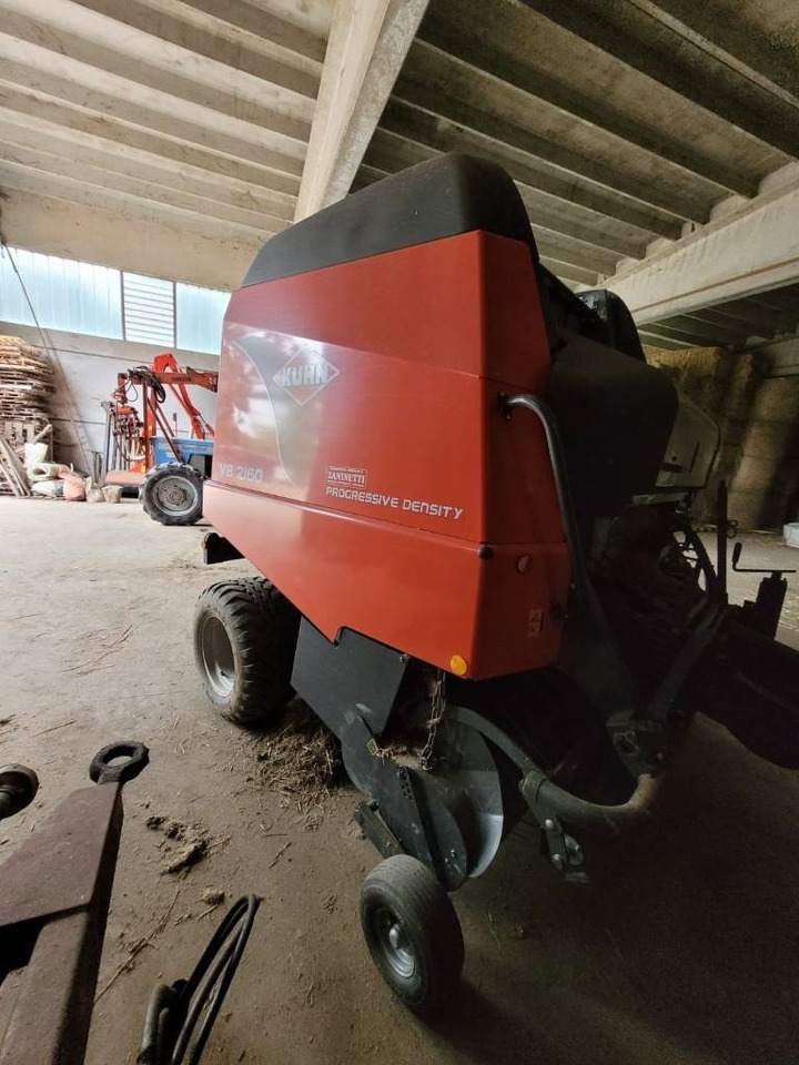 Kuhn VB 2160 - Lis na válcové balíky: obrázek 3 Kuhn VB 2160 - Lis na válcové balíky: obrázek 3