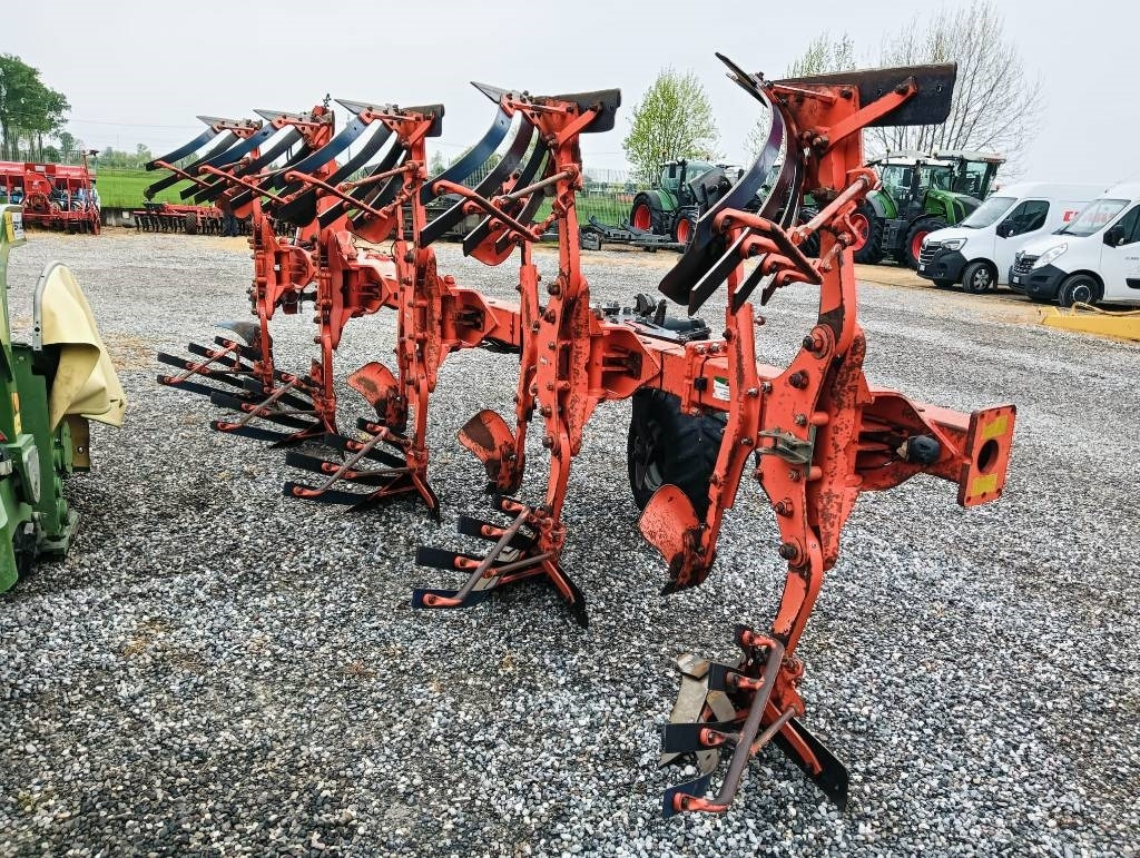 Kuhn Vari-Master 153 - Pluh: obrázek 4 Kuhn Vari-Master 153 - Pluh: obrázek 4