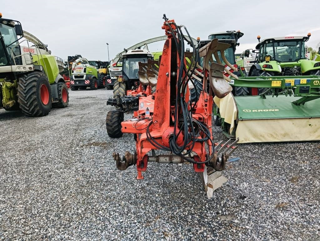 Kuhn Vari-Master 153 - Pluh: obrázek 2 Kuhn Vari-Master 153 - Pluh: obrázek 2