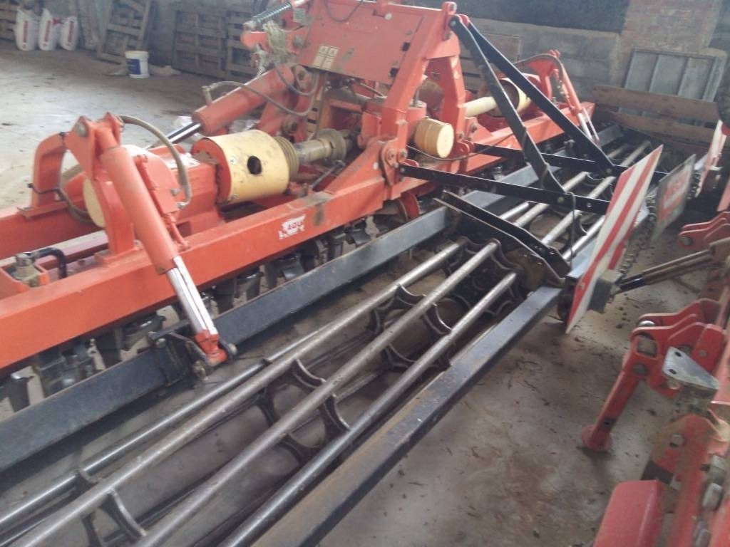 Maschio Aquila 5000 - Rotační brány: obrázek 5 Maschio Aquila 5000 - Rotační brány: obrázek 5