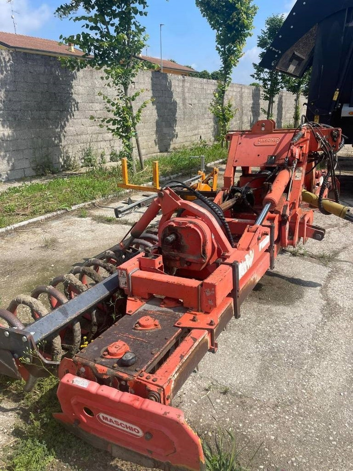 Maschio Aquila 5000 - Rotační brány: obrázek 1 Maschio Aquila 5000 - Rotační brány: obrázek 1