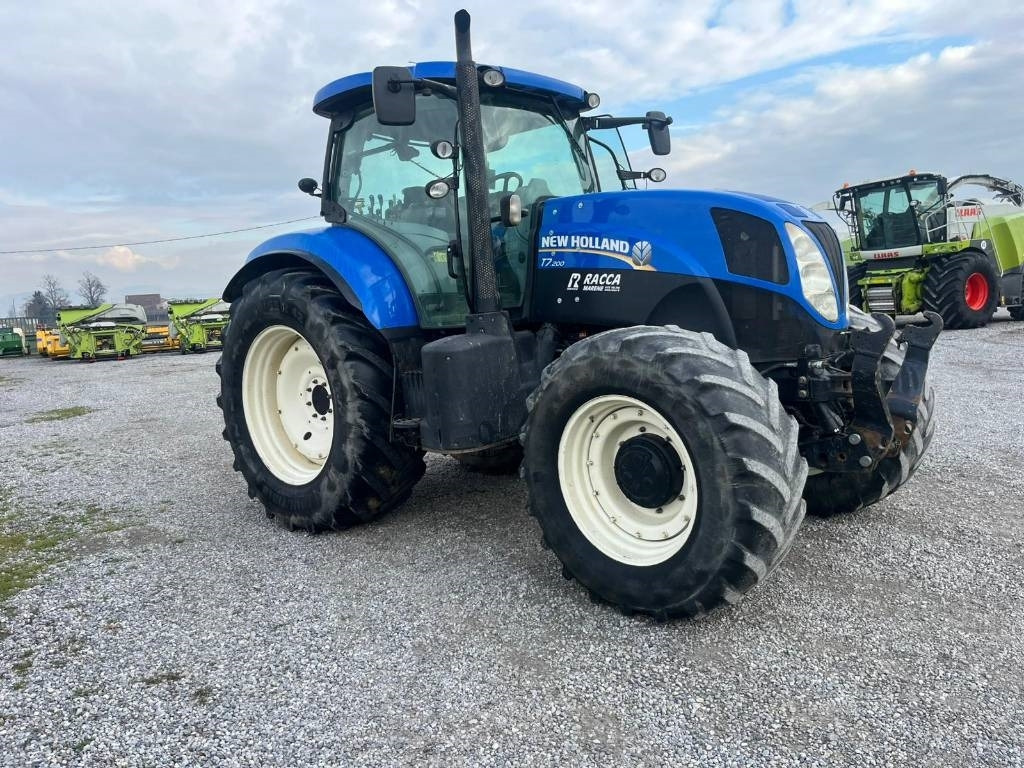 New Holland T 7.200 - Traktor: obrázek 1 New Holland T 7.200 - Traktor: obrázek 1