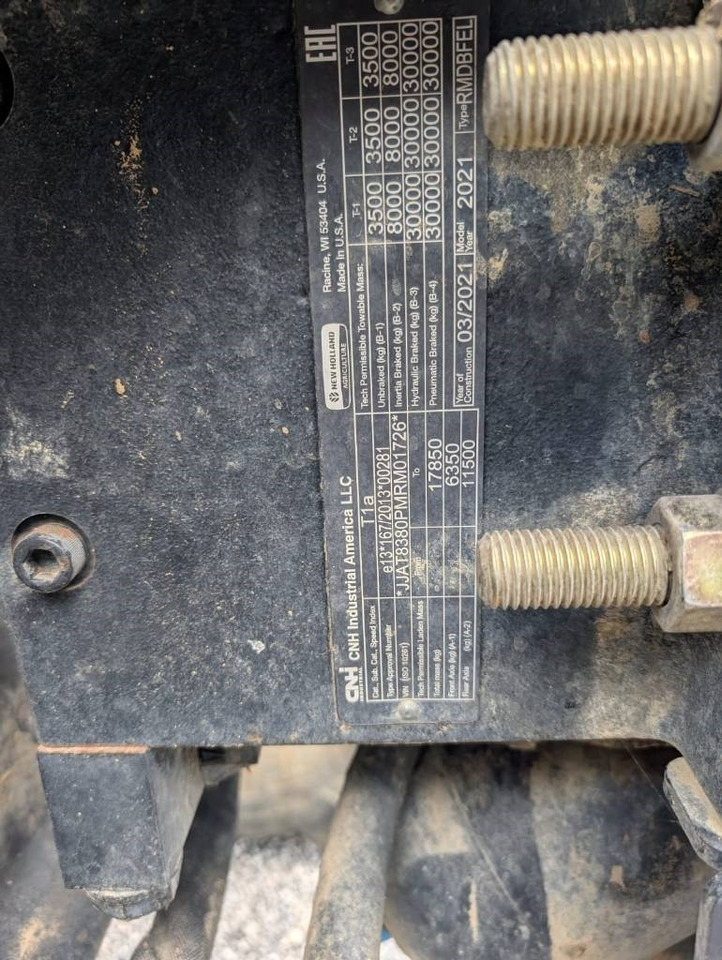 Traktor New Holland T 8.380: obrázek 11