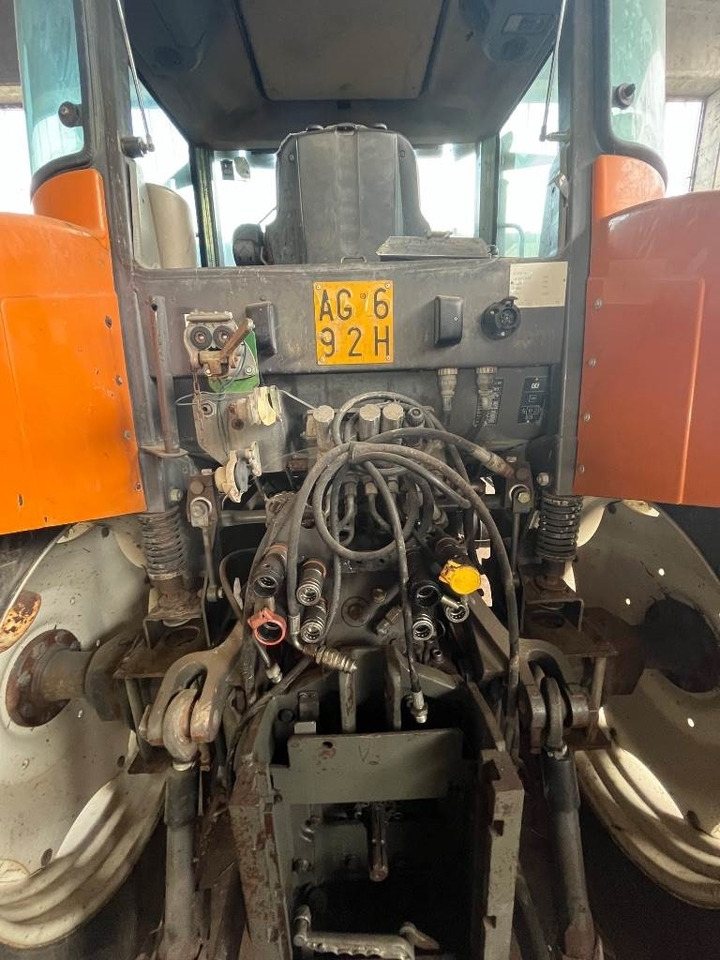 Renault Ares 640 RZ  - Traktor: obrázek 4 Renault Ares 640 RZ  - Traktor: obrázek 4