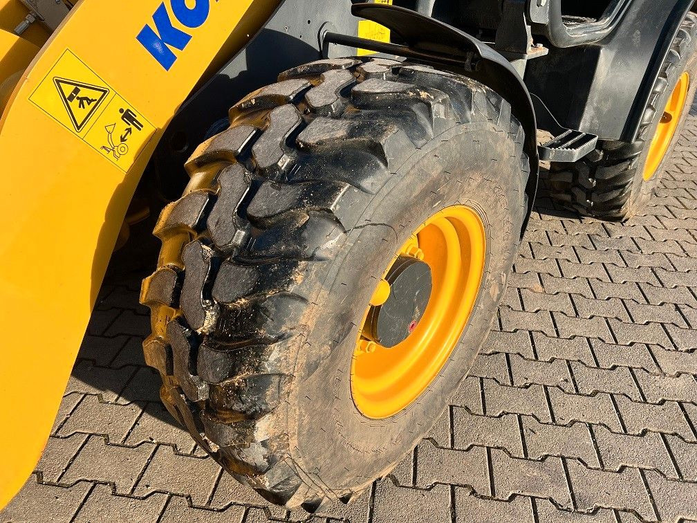 Komatsu WA70M-8E0 - Kolový nakladač: obrázek 3 Komatsu WA70M-8E0 - Kolový nakladač: obrázek 3