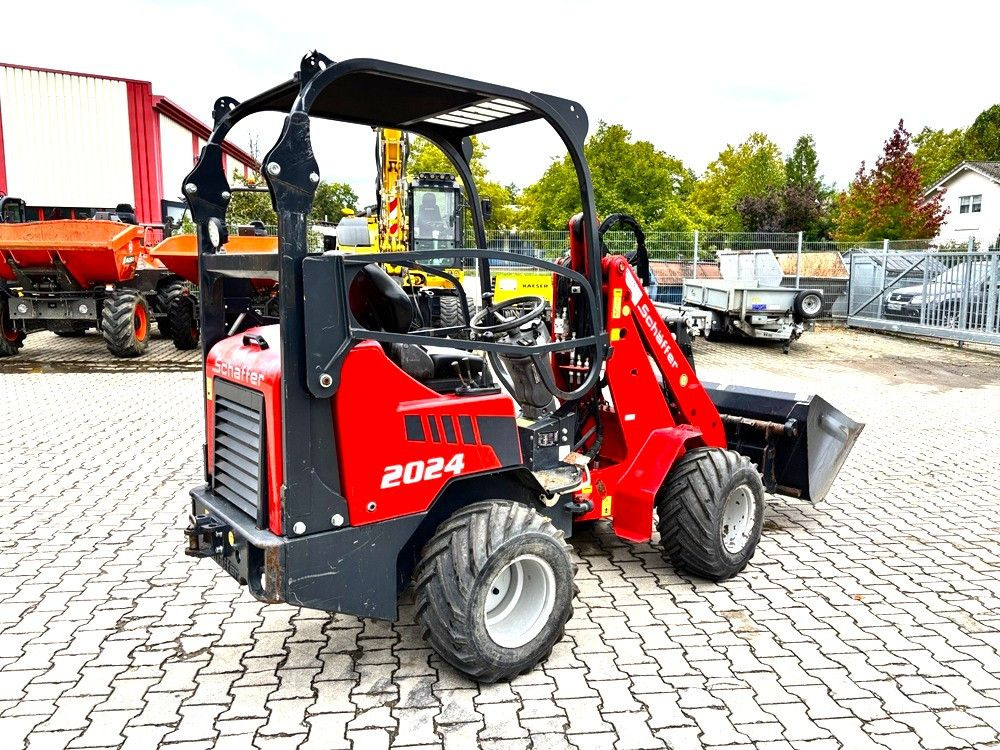 Schäffer 2024 - Kolový nakladač: obrázek 2 Schäffer 2024 - Kolový nakladač: obrázek 2