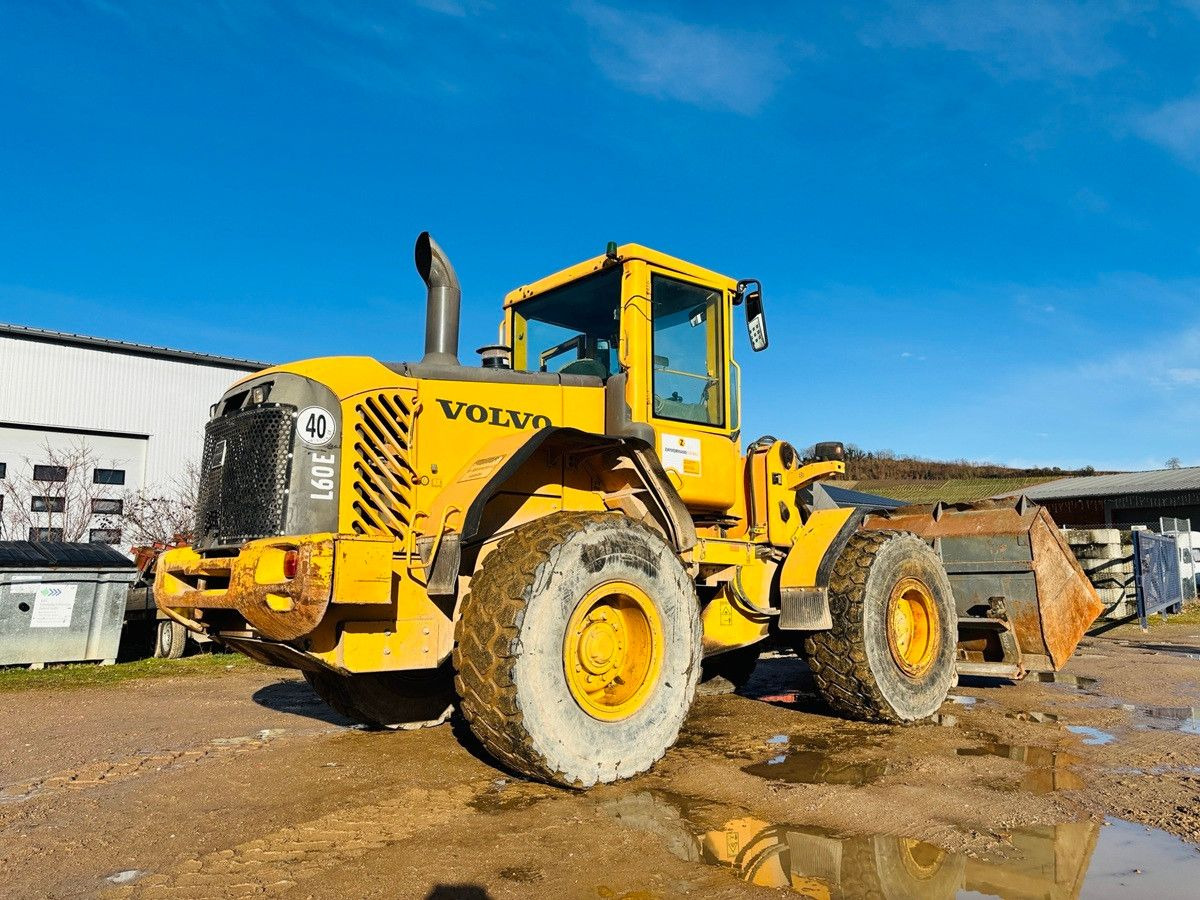 Volvo L60E - Kolový nakladač: obrázek 2 Volvo L60E - Kolový nakladač: obrázek 2