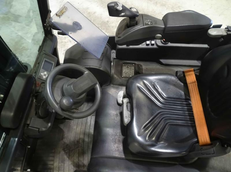 Mitsubishi - Elektrický vysokozdvižný vozík: obrázek 3 Mitsubishi - Elektrický vysokozdvižný vozík: obrázek 3