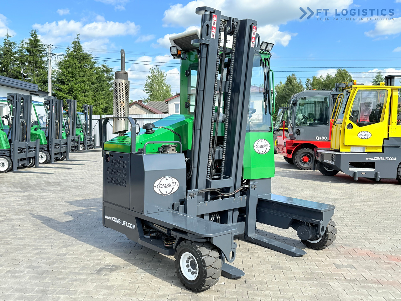 COMBILIFT C3500 / DUPLEX 4100MM / GAS / EXTENDABLE FORKS / CABIN / HEATING + AIR CONDITIONING / LIKE NEW - Čtyřcestný vozík: obrázek 5 COMBILIFT C3500 / DUPLEX 4100MM / GAS / EXTENDABLE FORKS / CABIN / HEATING + AIR CONDITIONING / LIKE NEW - Čtyřcestný vozík: obrázek 5
