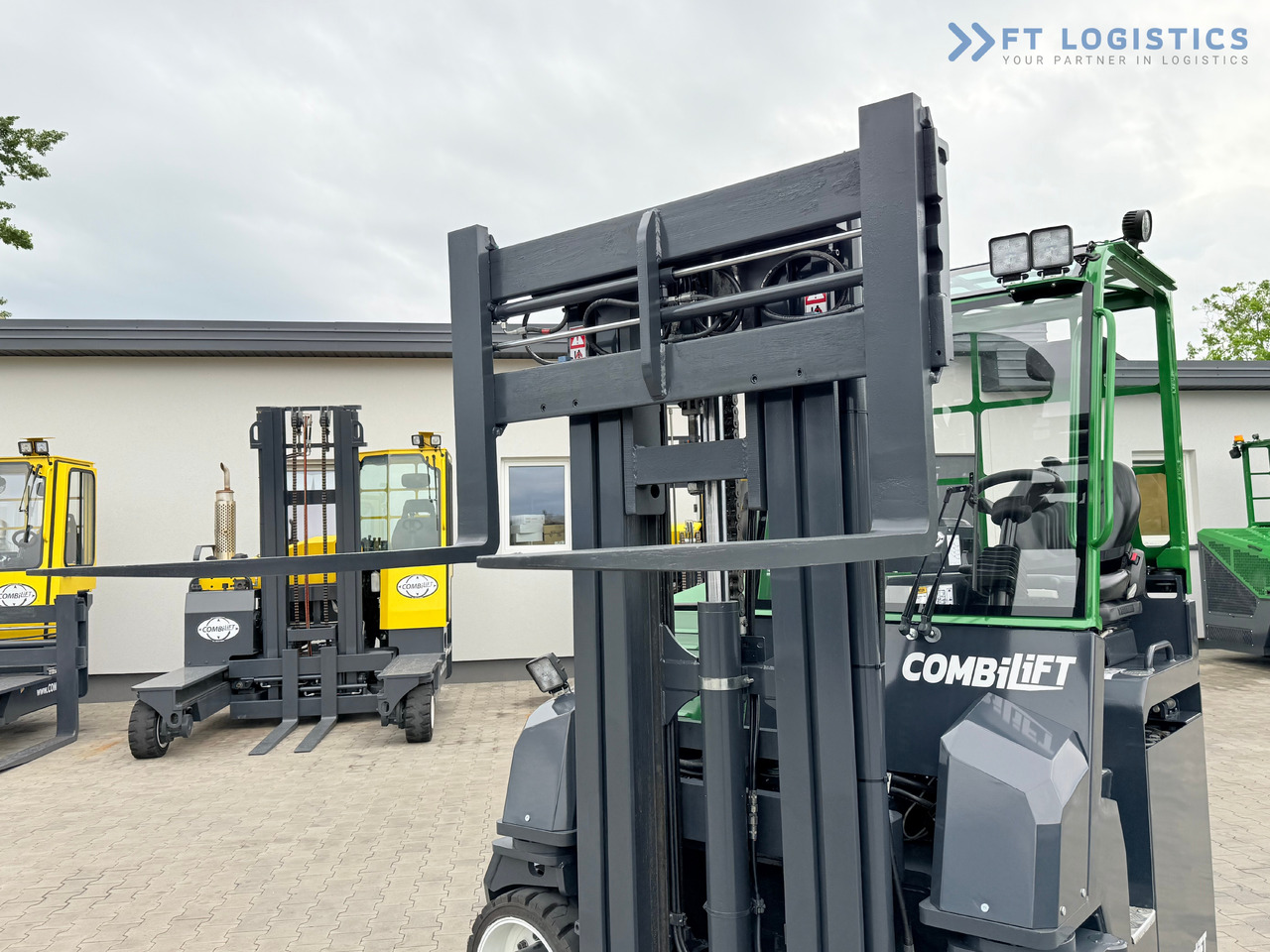 Nový Čtyřcestný vozík COMBILIFT Combilift CBE4000 / TRIPLEX 5200MM / ELECTRIC / FREE LIFT / FORK POSITIONER / SIDESHIFT / LIKE NEW: obrázek 21