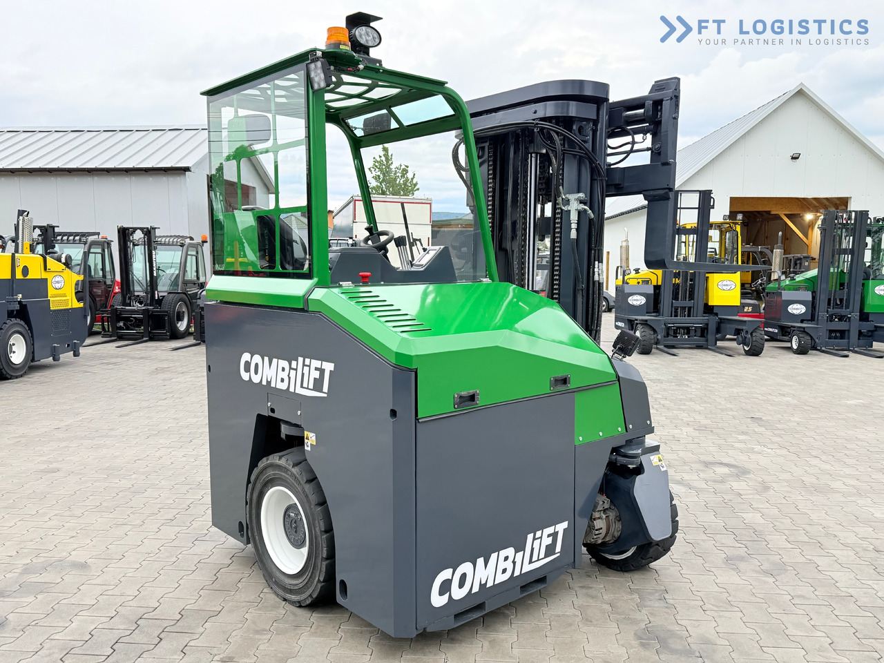 Nový Čtyřcestný vozík COMBILIFT Combilift CBE4000 / TRIPLEX 5200MM / ELECTRIC / FREE LIFT / FORK POSITIONER / SIDESHIFT / LIKE NEW: obrázek 25