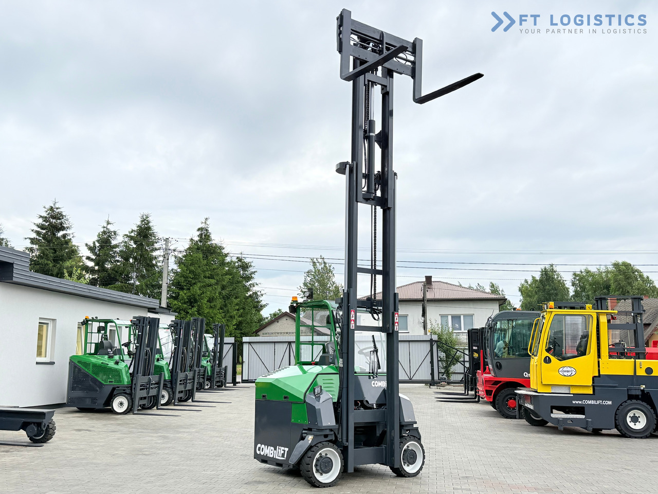 Nový Čtyřcestný vozík COMBILIFT Combilift CBE4000 / TRIPLEX 5200MM / ELECTRIC / FREE LIFT / FORK POSITIONER / SIDESHIFT / LIKE NEW: obrázek 32