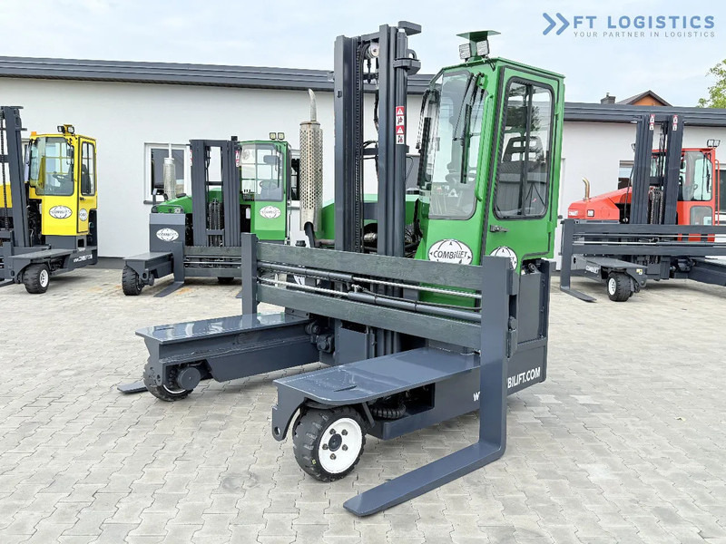 Combilift C3000 / DIESEL / DUPLEX - 4000MM / WIDE FORK POSITIONER 2700MM / FULL HEATED CABIN / ONLY 6905H / CONDITION - LIKE NEW! C3000 / - Čtyřcestný vozík: obrázek 1 Combilift C3000 / DIESEL / DUPLEX - 4000MM / WIDE FORK POSITIONER 2700MM / FULL HEATED CABIN / ONLY 6905H / CONDITION - LIKE NEW! C3000 / - Čtyřcestný vozík: obrázek 1