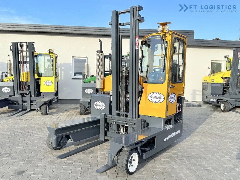 Combilift C3000 / GAS / DUPLEX 4500MM / ONLY 3096 HOURS / FORK SIDE SHIFT / FULL CABIN / EXCELLENT CONDITION / Wide range of four-way and - Čtyřcestný vozík: obrázek 3 Combilift C3000 / GAS / DUPLEX 4500MM / ONLY 3096 HOURS / FORK SIDE SHIFT / FULL CABIN / EXCELLENT CONDITION / Wide range of four-way and - Čtyřcestný vozík: obrázek 3