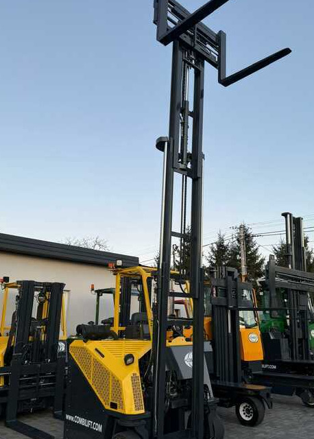 Combilift C3000CB-Triplex 4900mm -2015 year - Čtyřcestný vozík: obrázek 3 Combilift C3000CB-Triplex 4900mm -2015 year - Čtyřcestný vozík: obrázek 3