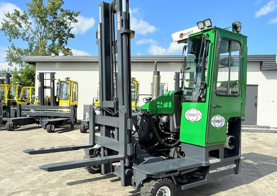 Čtyřcestný vozík Combilift C3500 / DUPLEX 4100MM / GAS / EXTENDABLE FORKS / CABIN / HEATING + AIR CONDITIONING / LIKE NEW: obrázek 15