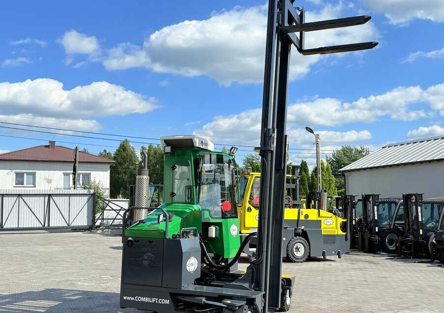 Čtyřcestný vozík Combilift C3500 / DUPLEX 4100MM / GAS / EXTENDABLE FORKS / CABIN / HEATING + AIR CONDITIONING / LIKE NEW: obrázek 27