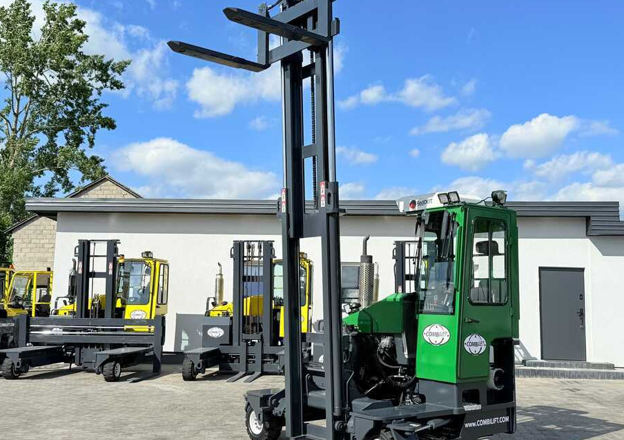 Čtyřcestný vozík Combilift C3500 / DUPLEX 4100MM / GAS / EXTENDABLE FORKS / CABIN / HEATING + AIR CONDITIONING / LIKE NEW: obrázek 25