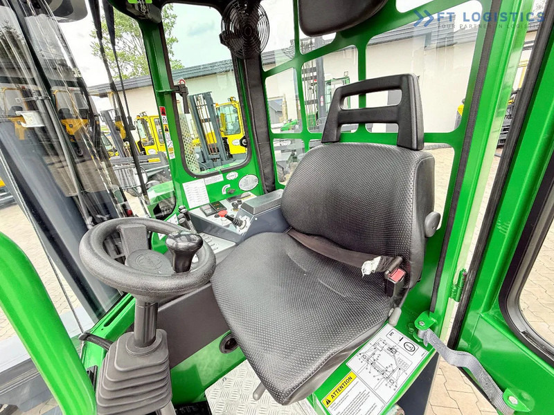 Čtyřcestný vozík Combilift C4000 / TRIPLEX / 9300MM / FREE LIFT / POSITIONER / GAS / CABIN C4000 / TRIPLEX / 9300MM / FREE LIFT / POSITIONER / GAS / CABIN: obrázek 14 Čtyřcestný vozík Combilift C4000 / TRIPLEX / 9300MM / FREE LIFT / POSITIONER / GAS / CABIN C4000 / TRIPLEX / 9300MM / FREE LIFT / POSITIONER / GAS / CABIN: obrázek 14