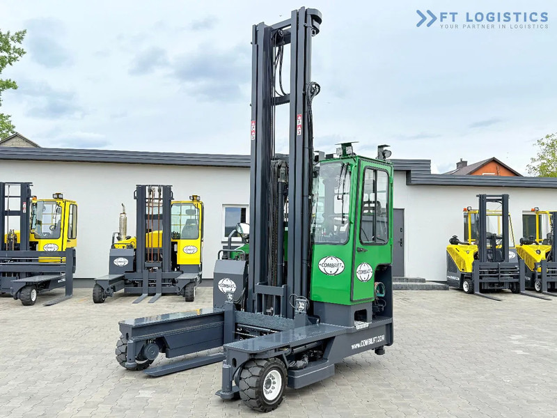 Combilift C4000 / TRIPLEX / 9300MM / FREE LIFT / POSITIONER / GAS / CABIN C4000 / TRIPLEX / 9300MM / FREE LIFT / POSITIONER / GAS / CABIN - Čtyřcestný vozík: obrázek 1 Combilift C4000 / TRIPLEX / 9300MM / FREE LIFT / POSITIONER / GAS / CABIN C4000 / TRIPLEX / 9300MM / FREE LIFT / POSITIONER / GAS / CABIN - Čtyřcestný vozík: obrázek 1