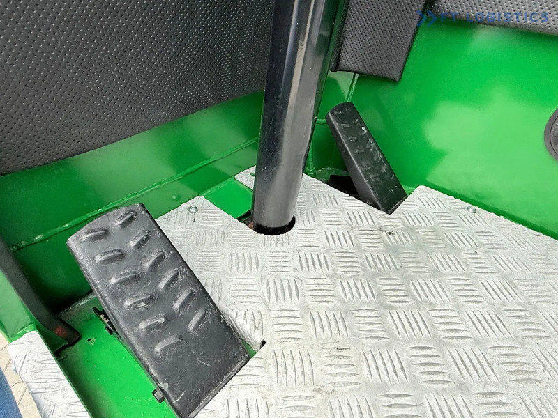 Čtyřcestný vozík Combilift C4000 / TRIPLEX / 9300MM / FREE LIFT / POSITIONER / GAS / CABIN C4000 / TRIPLEX / 9300MM / FREE LIFT / POSITIONER / GAS / CABIN: obrázek 15 Čtyřcestný vozík Combilift C4000 / TRIPLEX / 9300MM / FREE LIFT / POSITIONER / GAS / CABIN C4000 / TRIPLEX / 9300MM / FREE LIFT / POSITIONER / GAS / CABIN: obrázek 15