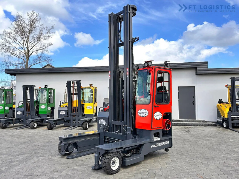Combilift C4000 / TRIPLEX / 9300MM / FREE LIFT / POSITIONER / LPG / CABIN C4000 / TRIPLEX / 9300MM / FREE LIFT / POSITIONER / LPG / CABIN - Čtyřcestný vozík: obrázek 2 Combilift C4000 / TRIPLEX / 9300MM / FREE LIFT / POSITIONER / LPG / CABIN C4000 / TRIPLEX / 9300MM / FREE LIFT / POSITIONER / LPG / CABIN - Čtyřcestný vozík: obrázek 2
