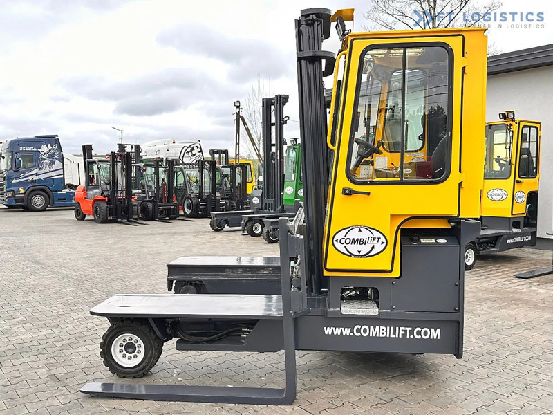 Combilift C4500 / DUPLEX / 4050MM / DIESEL / WIDE POSITIONER / FREE LIFT C4500 / DUPLEX / 4050MM / DIESEL / WIDE POSITIONER / FREE LIFT - Čtyřcestný vozík: obrázek 2 Combilift C4500 / DUPLEX / 4050MM / DIESEL / WIDE POSITIONER / FREE LIFT C4500 / DUPLEX / 4050MM / DIESEL / WIDE POSITIONER / FREE LIFT - Čtyřcestný vozík: obrázek 2