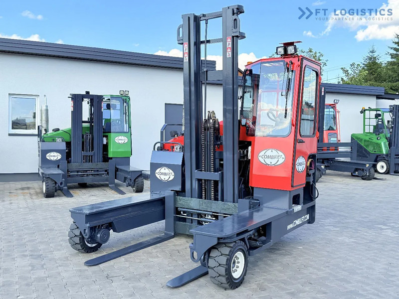 Combilift C4500 / GAS / DUPLEX - 4500MM / POSITIONER / FREE LIFT / FULL CABIN / ONLY 6178H / CONDITION - LIKE NEW! C4500 / GAS / DUPLEX - - Čtyřcestný vozík: obrázek 4 Combilift C4500 / GAS / DUPLEX - 4500MM / POSITIONER / FREE LIFT / FULL CABIN / ONLY 6178H / CONDITION - LIKE NEW! C4500 / GAS / DUPLEX - - Čtyřcestný vozík: obrázek 4