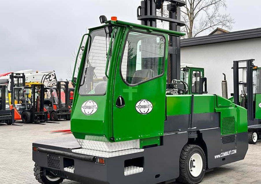 Combilift C5000SL / DIESEL / 4500MM / DUPLEX / CABIN / PLATFORMS / LIKE NEW - Čtyřcestný vozík: obrázek 2 Combilift C5000SL / DIESEL / 4500MM / DUPLEX / CABIN / PLATFORMS / LIKE NEW - Čtyřcestný vozík: obrázek 2