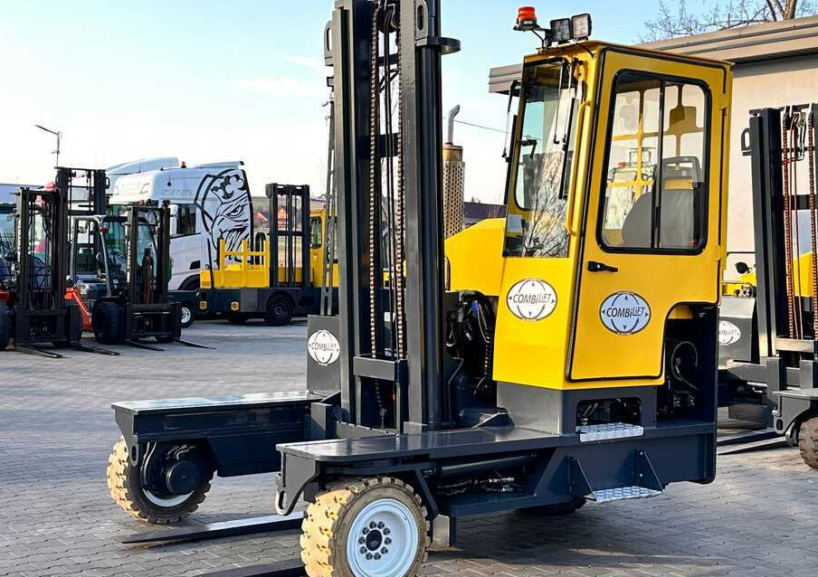 Combilift C5000XL / LPG / 2018 / DUPLEC5000XL / LPG / 2018 / DUPLEX / 4000MM / LIKE NEWX / 4000MM / LIKE NEW - Čtyřcestný vozík: obrázek 1 Combilift C5000XL / LPG / 2018 / DUPLEC5000XL / LPG / 2018 / DUPLEX / 4000MM / LIKE NEWX / 4000MM / LIKE NEW - Čtyřcestný vozík: obrázek 1