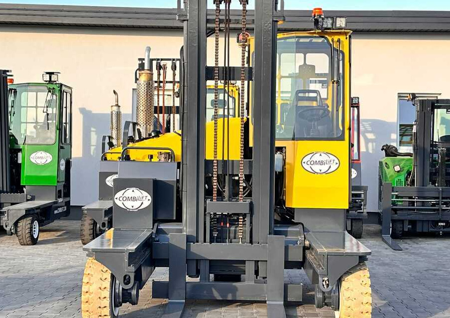 Combilift C5000XL / LPG / 2018 / DUPLEC5000XL / LPG / 2018 / DUPLEX / 4000MM / LIKE NEWX / 4000MM / LIKE NEW - Čtyřcestný vozík: obrázek 3 Combilift C5000XL / LPG / 2018 / DUPLEC5000XL / LPG / 2018 / DUPLEX / 4000MM / LIKE NEWX / 4000MM / LIKE NEW - Čtyřcestný vozík: obrázek 3