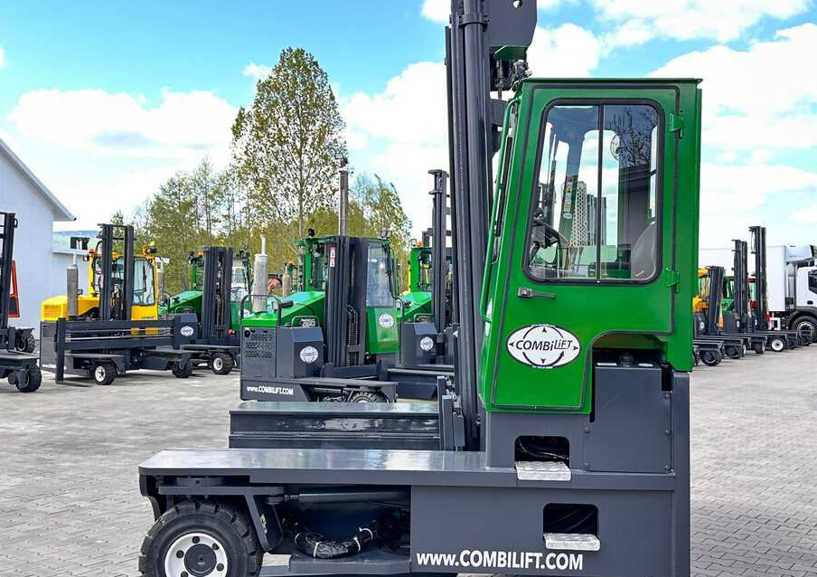 Combilift C8000 / DIESEL / 4600MM / DUPLEX / KUBOTA / EXCELLENT CONDITION - Čtyřcestný vozík: obrázek 3 Combilift C8000 / DIESEL / 4600MM / DUPLEX / KUBOTA / EXCELLENT CONDITION - Čtyřcestný vozík: obrázek 3