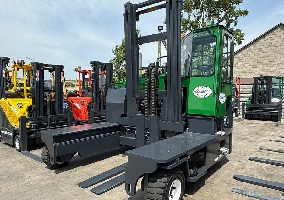 Combilift C8000 / GAS / DUPLEX / 2019 / FORK POSITIONER / NEW TIRES / LIKE-NEW - Čtyřcestný vozík: obrázek 1 Combilift C8000 / GAS / DUPLEX / 2019 / FORK POSITIONER / NEW TIRES / LIKE-NEW - Čtyřcestný vozík: obrázek 1