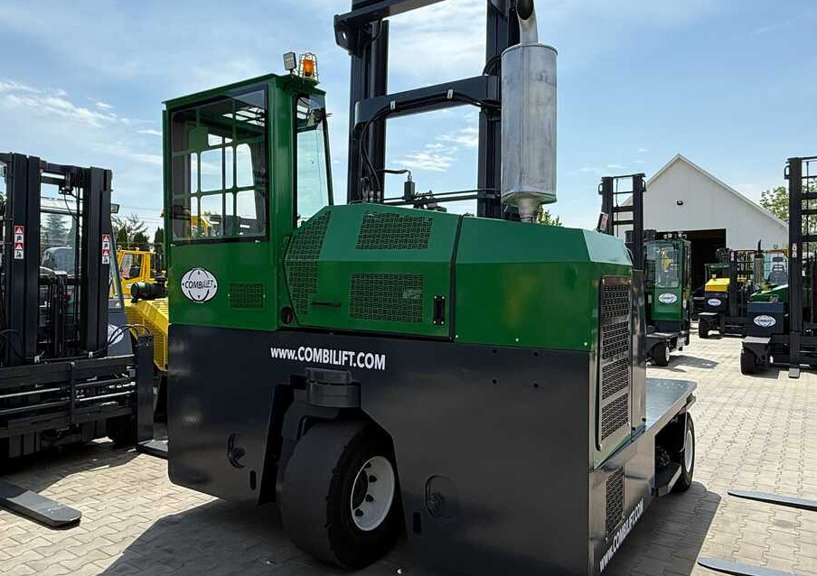 Combilift C8000 / GAS / DUPLEX / 2019 / FORK POSITIONER / NEW TIRES / LIKE-NEW - Čtyřcestný vozík: obrázek 3 Combilift C8000 / GAS / DUPLEX / 2019 / FORK POSITIONER / NEW TIRES / LIKE-NEW - Čtyřcestný vozík: obrázek 3