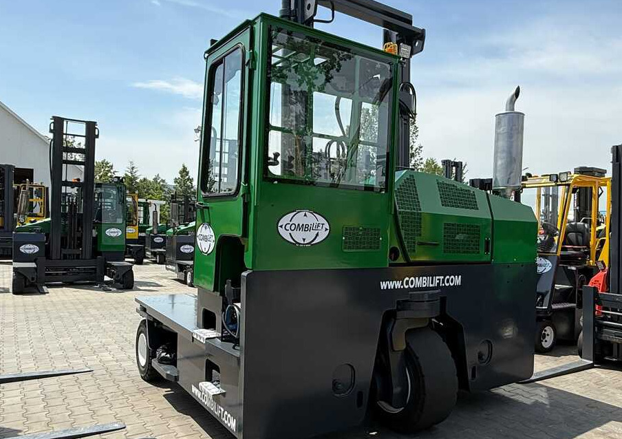 Combilift C8000 / GAS / DUPLEX / 2019 / FORK POSITIONER / NEW TIRES / LIKE-NEW - Čtyřcestný vozík: obrázek 4 Combilift C8000 / GAS / DUPLEX / 2019 / FORK POSITIONER / NEW TIRES / LIKE-NEW - Čtyřcestný vozík: obrázek 4